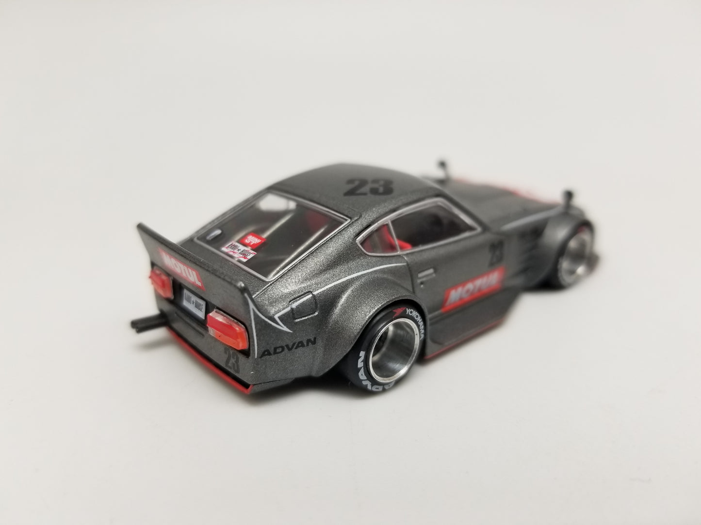 Kaido House 035 MiniGT- Datsun Fairlady Z - MOTUL Matte Grey