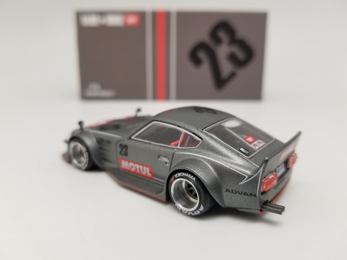 Kaido House 035 MiniGT- Datsun Fairlady Z - MOTUL Matte Grey