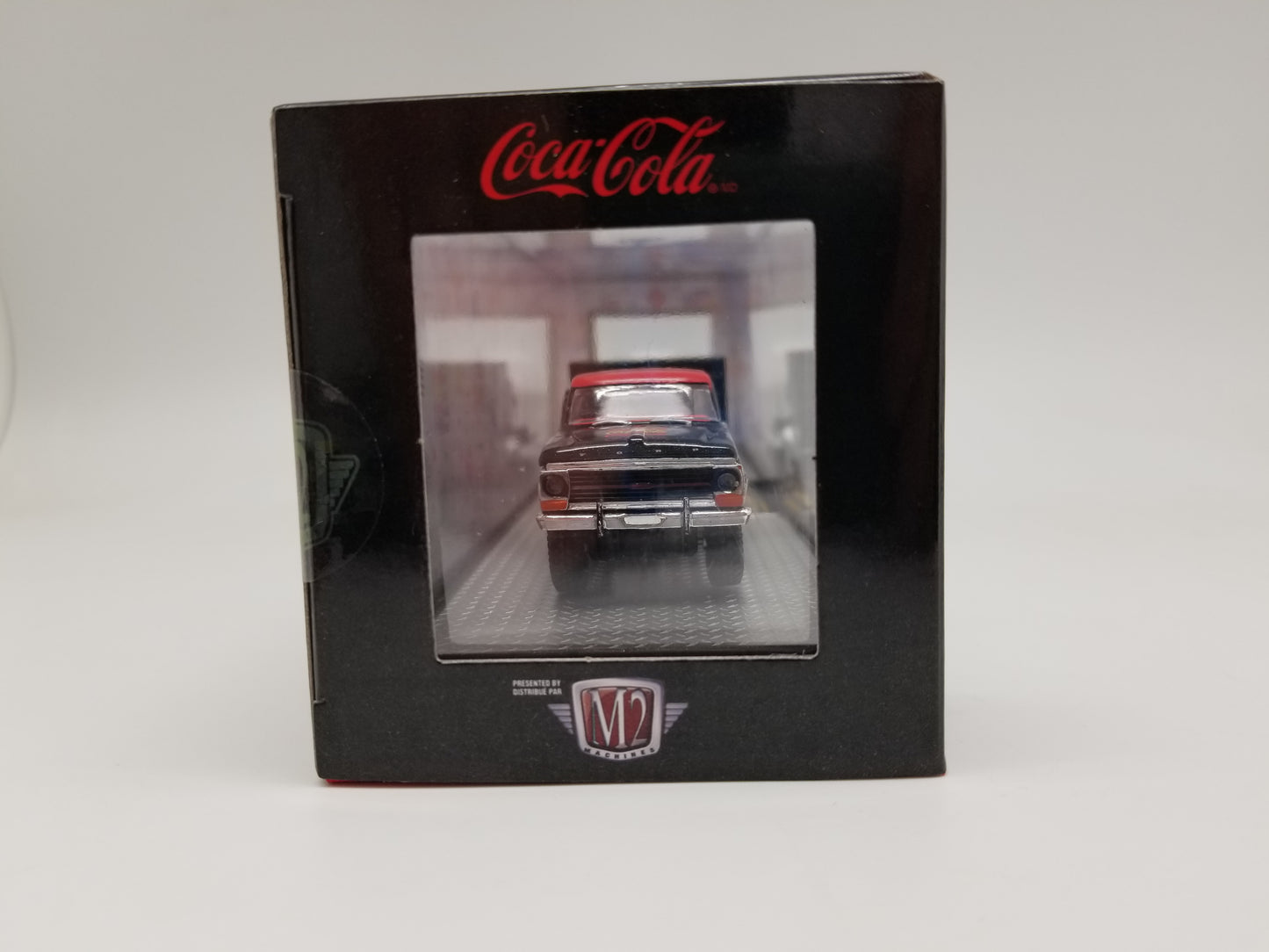 M2 1969 F-100 Ranger 4x4 & 1990 Ford Mustang GT - Coca~Cola