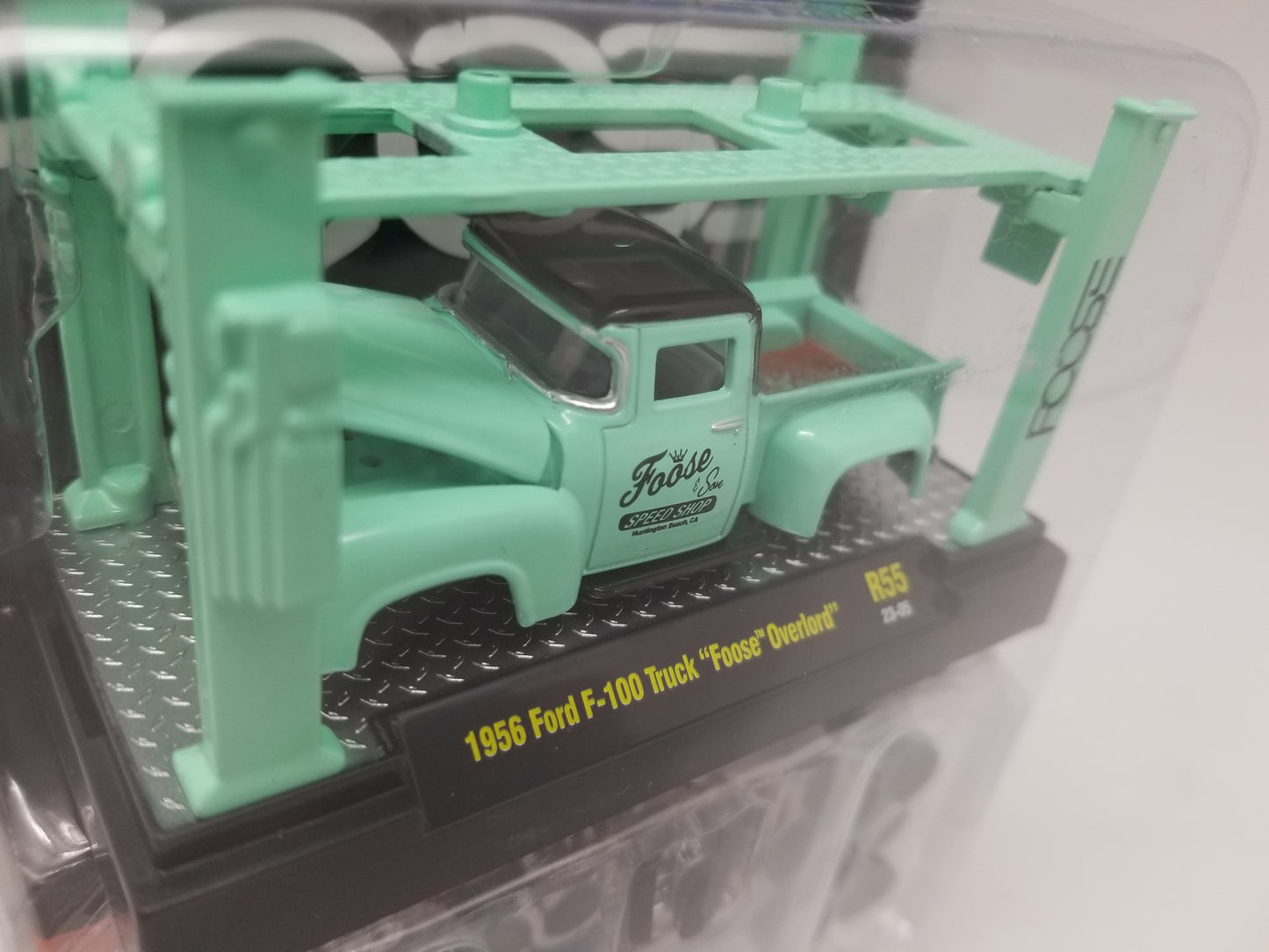 M2 1956 Ford F-100 Truck "Foose Overlord" - Model Kit