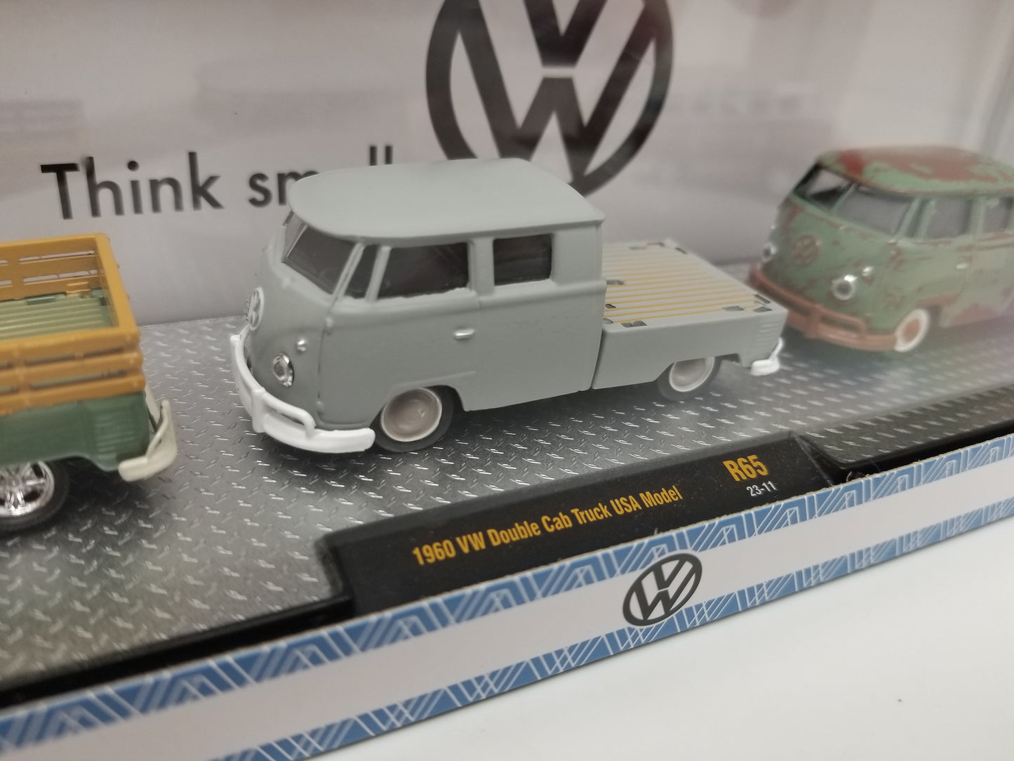 M2 1960 VW Double Cab Truck USA Model TRIO - Auto Hauler
