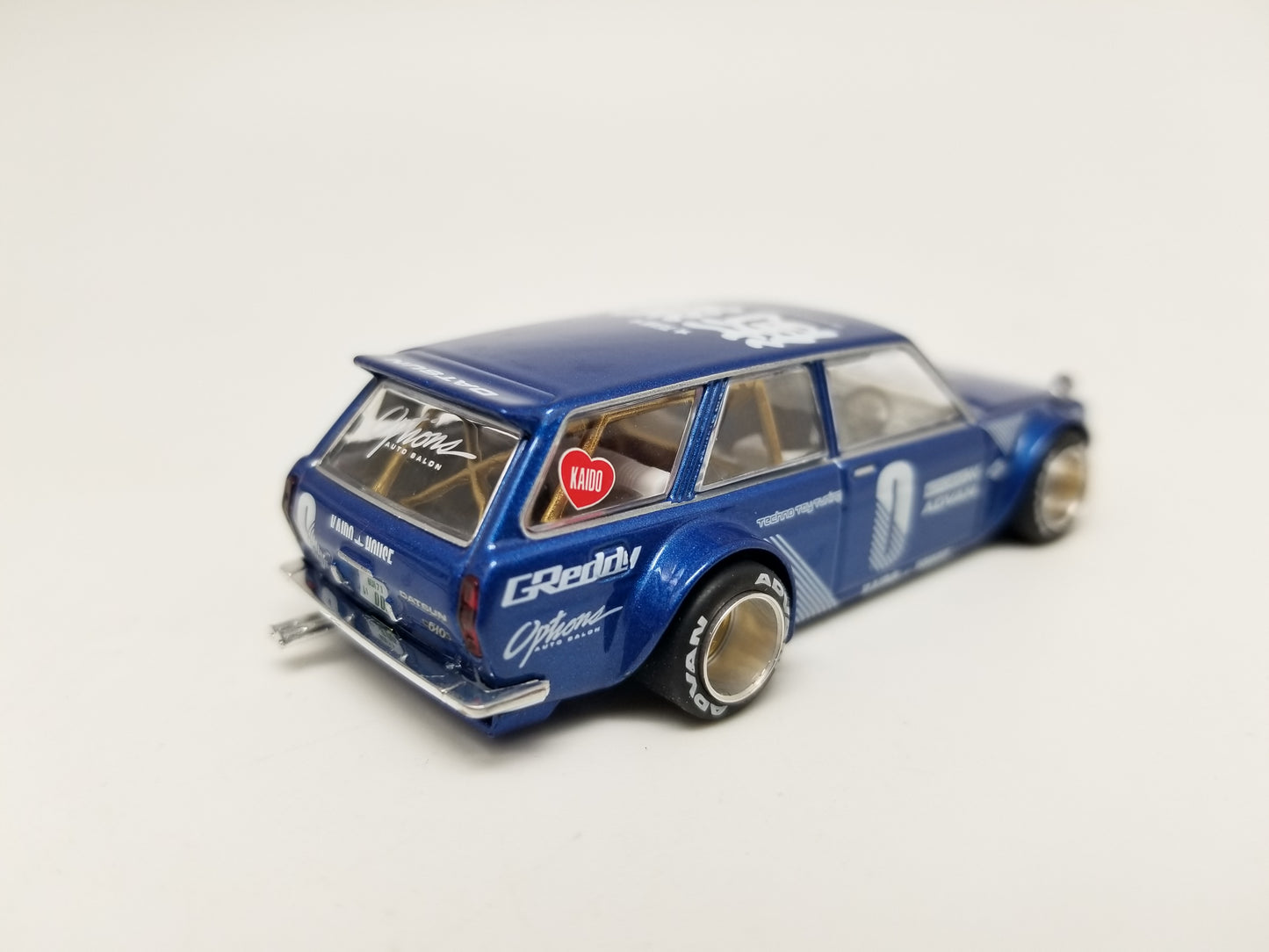 Kaido House 011 MiniGT - Datsun 510 Wagon - BLUE
