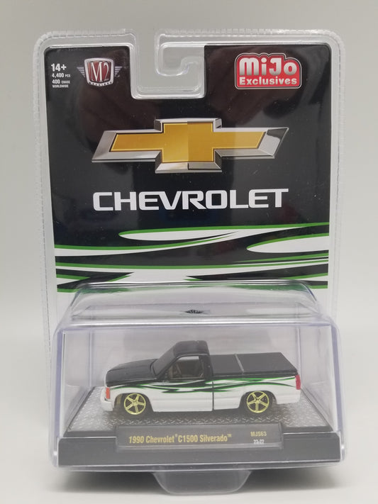 M2 CHASE - 1990 Chevrolet C1500 Silverado