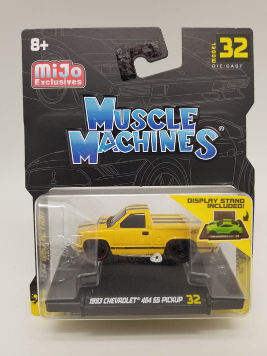 MM #32 - 1993 Chevy 454 SS Pickup - Black Stripes