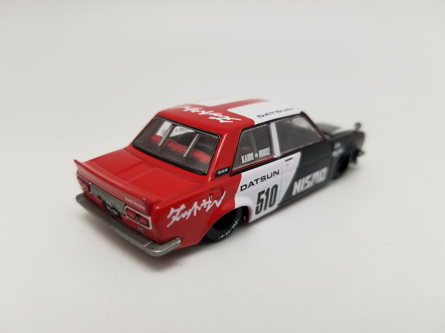 Kaido House 102 Datsun Street 510 Racing V1