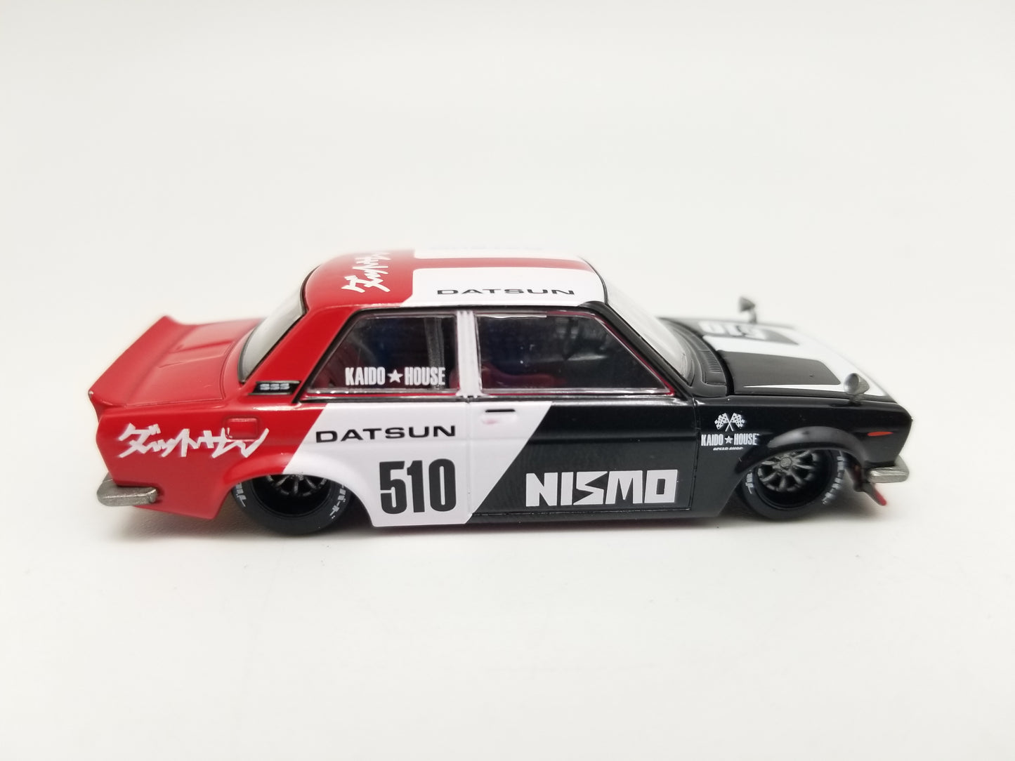 Kaido House 102 Datsun Street 510 Racing V1