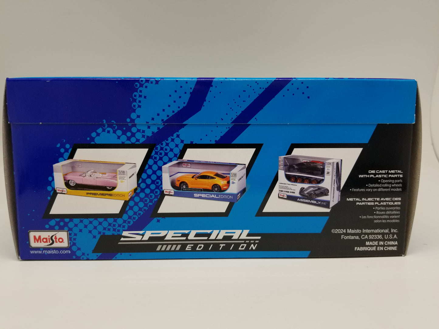 Maisto 1:24 Scale - 1993 Ford Mustang SVT COBRA - BLACK