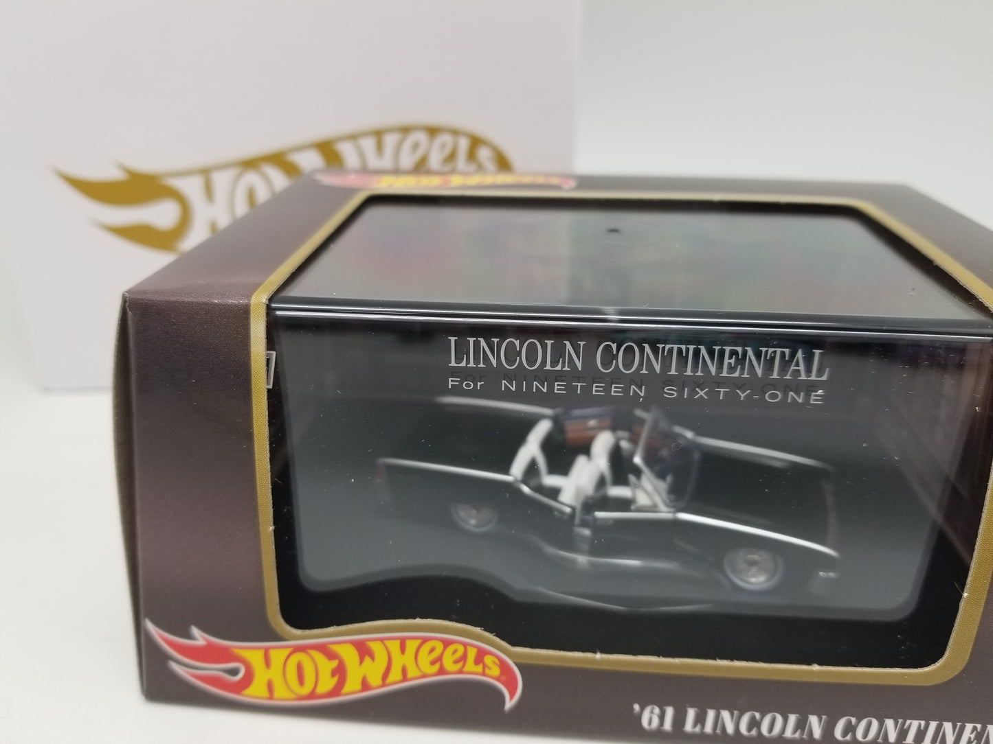 Hot Wheels RLC '61 Lincoln Continental