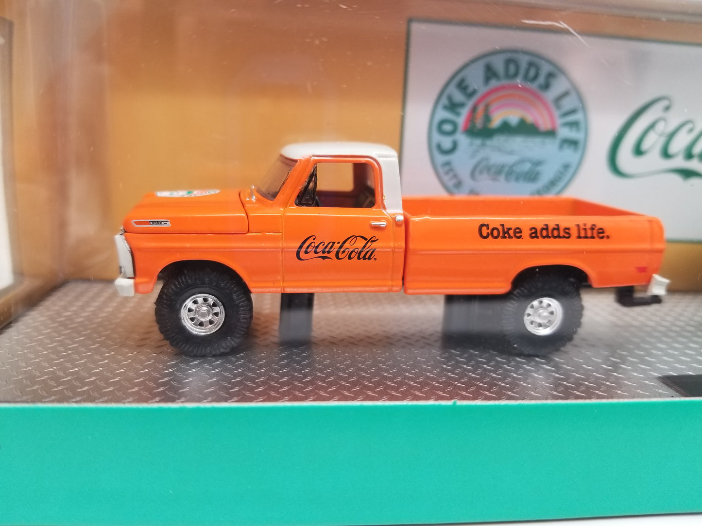 M2 1969 Ford F-100 Ranger 4x4 & 1966 Bronco - Coca-Cola Auto Hauler