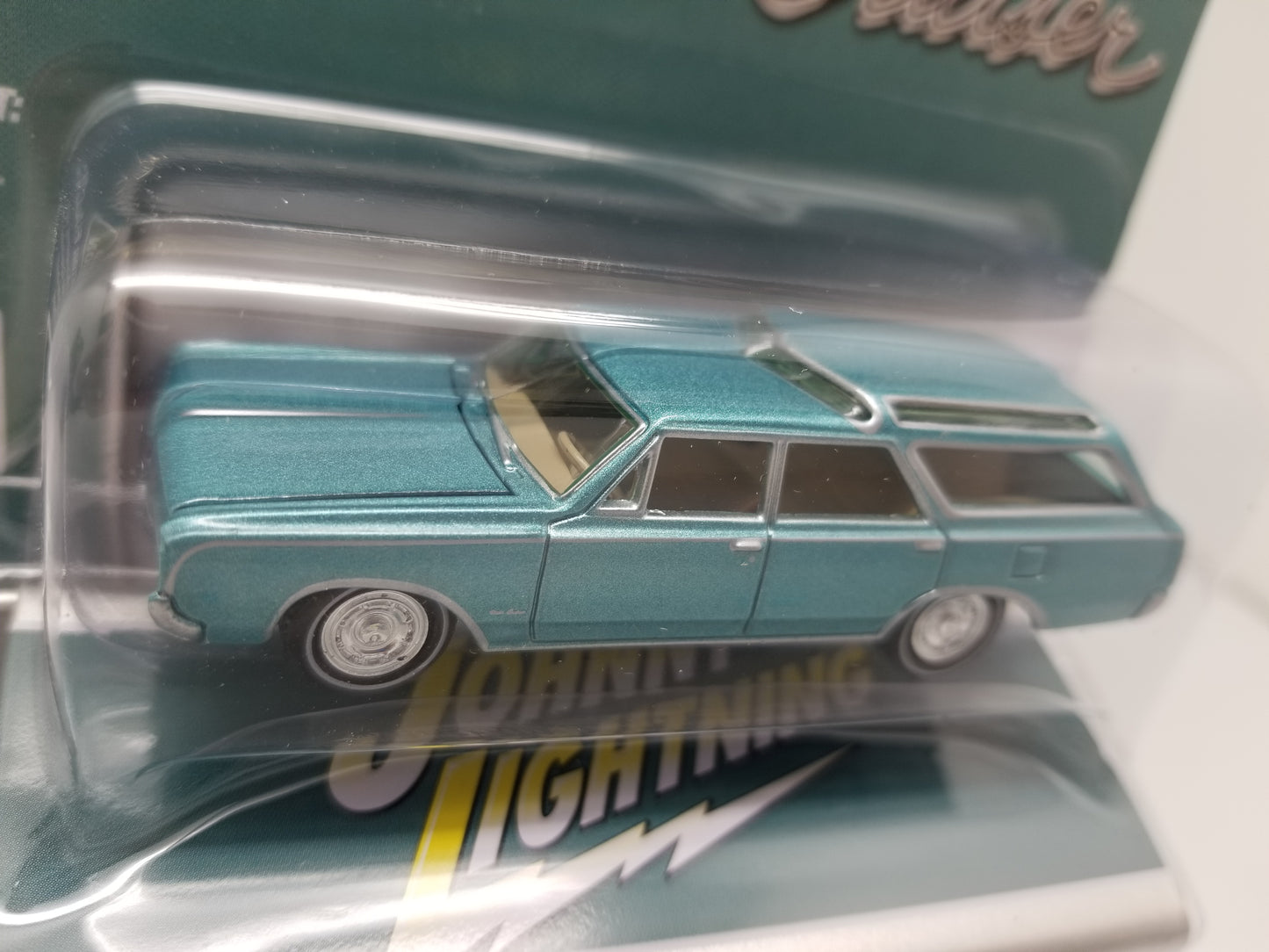 JL 1964 Olds Vista Cruiser w/ Tin - Pacific Mist Poly