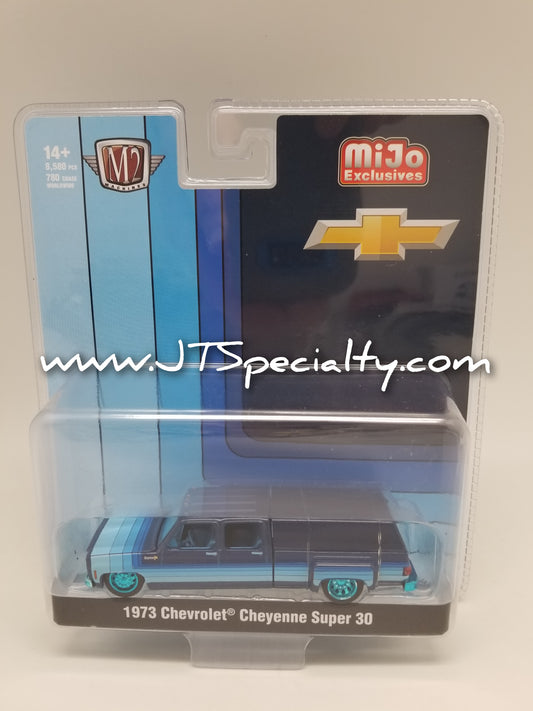 M2 CHASE 1973 Cheyenne Super 30 with Camper Shell - MiJo