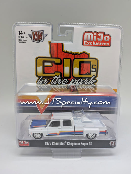 M2 1975 Chevrolet Cheyenne Super 30 - C10's in the Park - MiJo