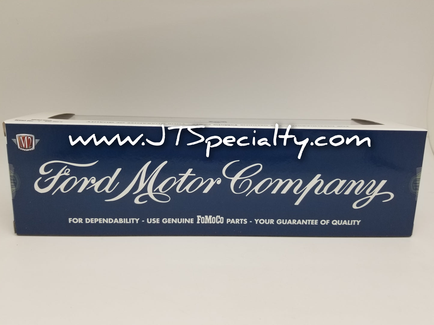 M2 1948 Ford Parcel Truck & 1932 Ford Roadster - Auto Hauler