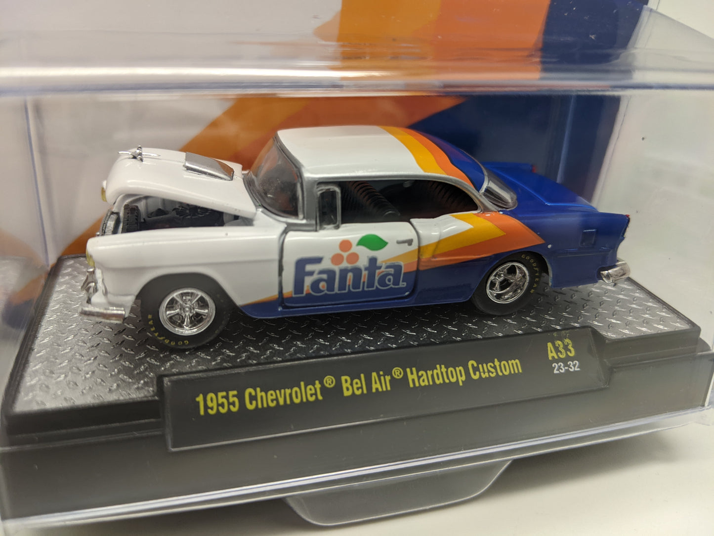 M2 1955 Chevrolet Bel Air Hardtop Custom - Fanta