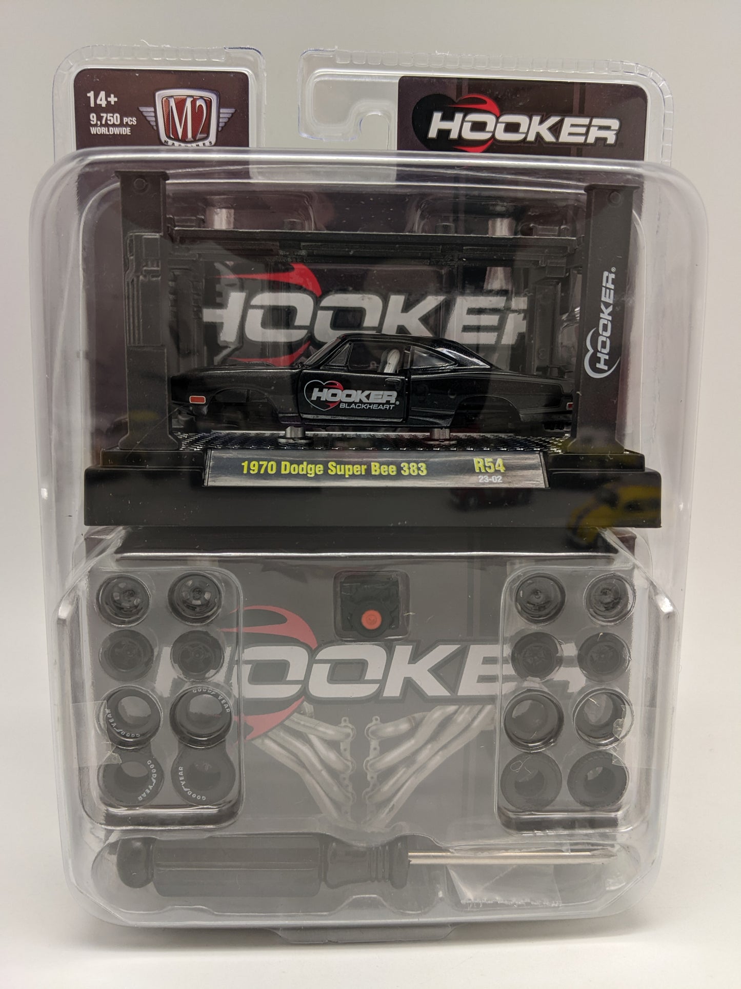 M2 1970 Dodge Super Bee 383 - Hooker Model Kit