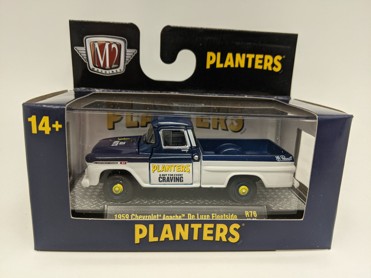 M2 1959 Chevrolet Apache De Luxe Fleetside - Planters