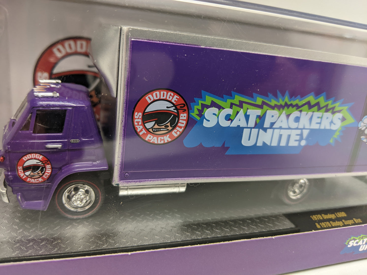 M2 1970 Dodge L600 & 1970 Dodge Super Bee - Scat Packers Unite! Auto Hauler