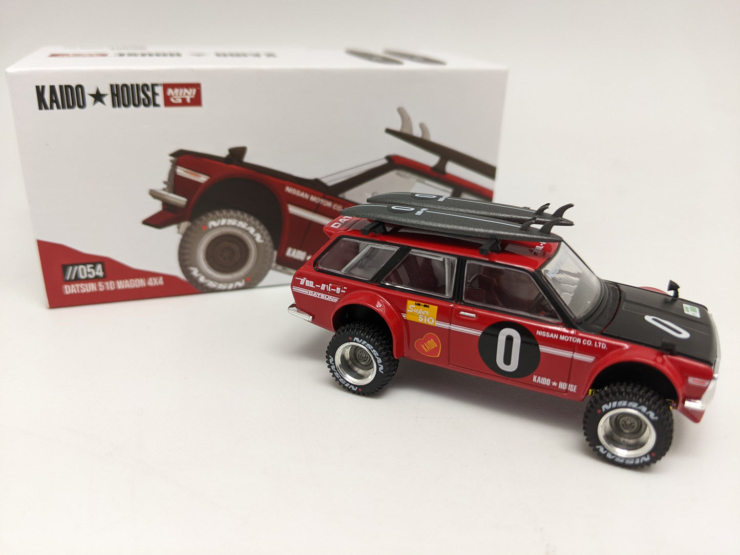 Kaido House 054 Mini GT - Datsun 510 Wagon - Surf Safari RS V2