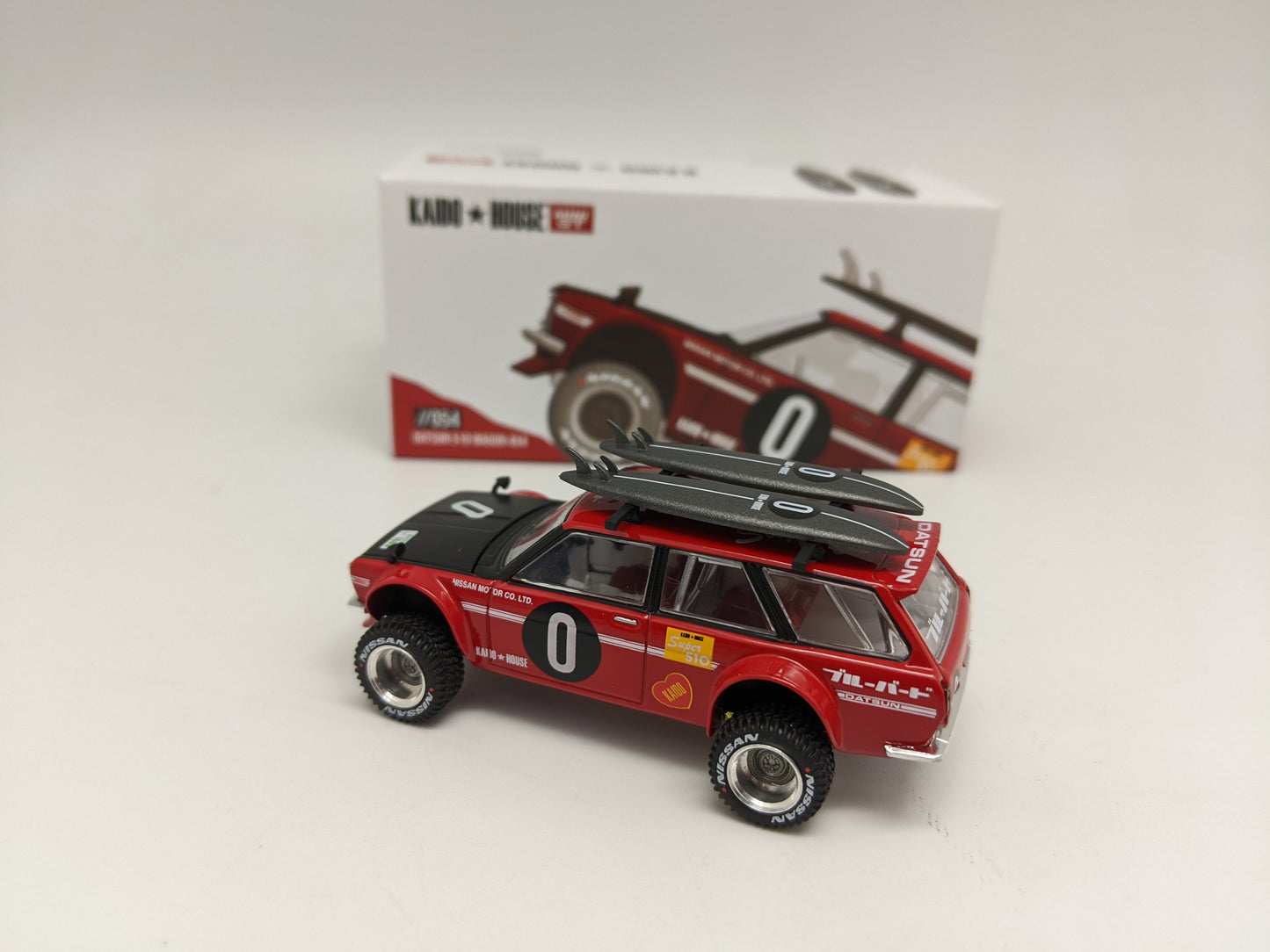 Kaido House 054 Mini GT - Datsun 510 Wagon - Surf Safari RS V2