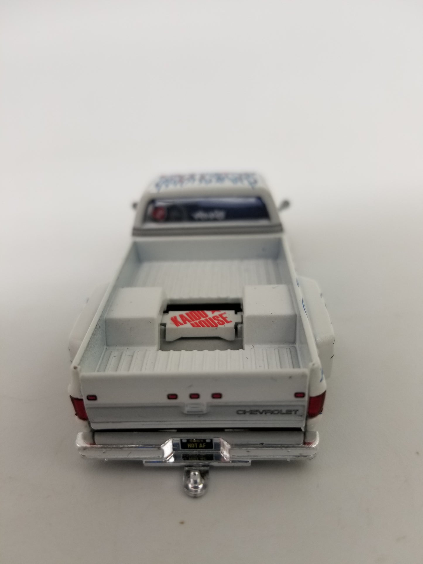 Kaido House 157 Chevrolet Silverado Dually on Fire V2