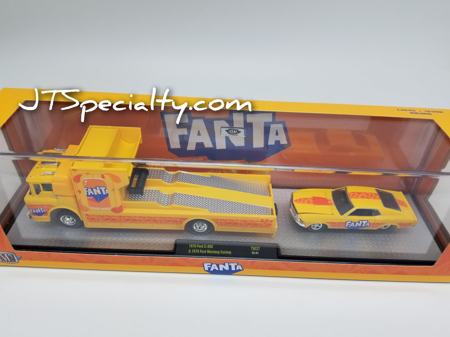 M2 1970 Ford C-950 & 1970 Mustang - Fanta Auto Hauler