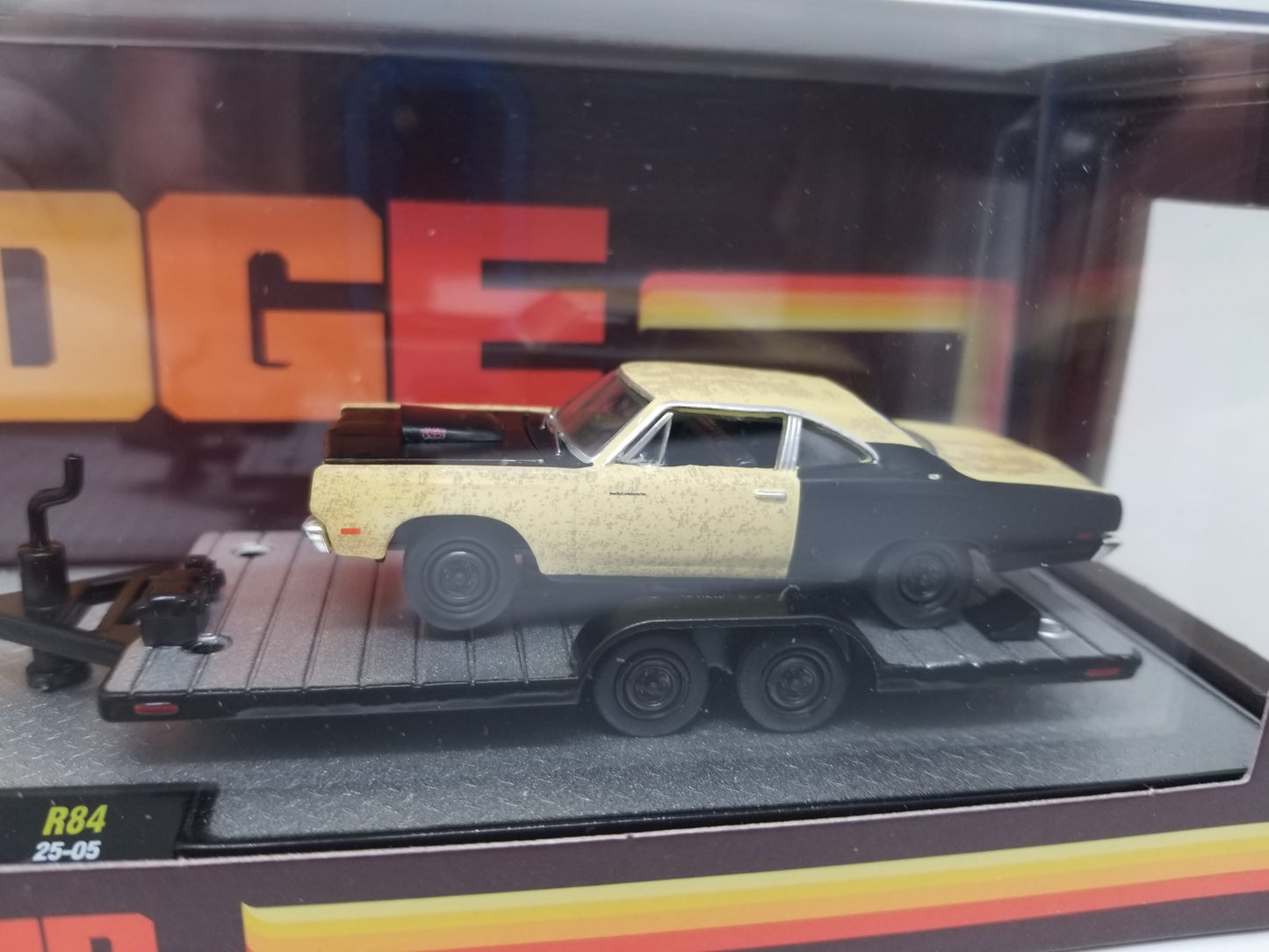 M2 1979 Dodge 150 Power Wagon & 1969 Plymouth Road Runner 440 6 Pack- Auto Hauler