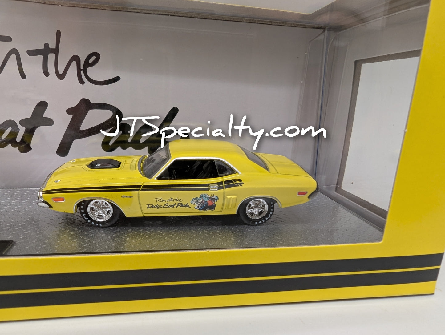 M2 1974 Dodge Truck & 1971 Dodge Challenger R/T - Dodge Fever Auto Hauler