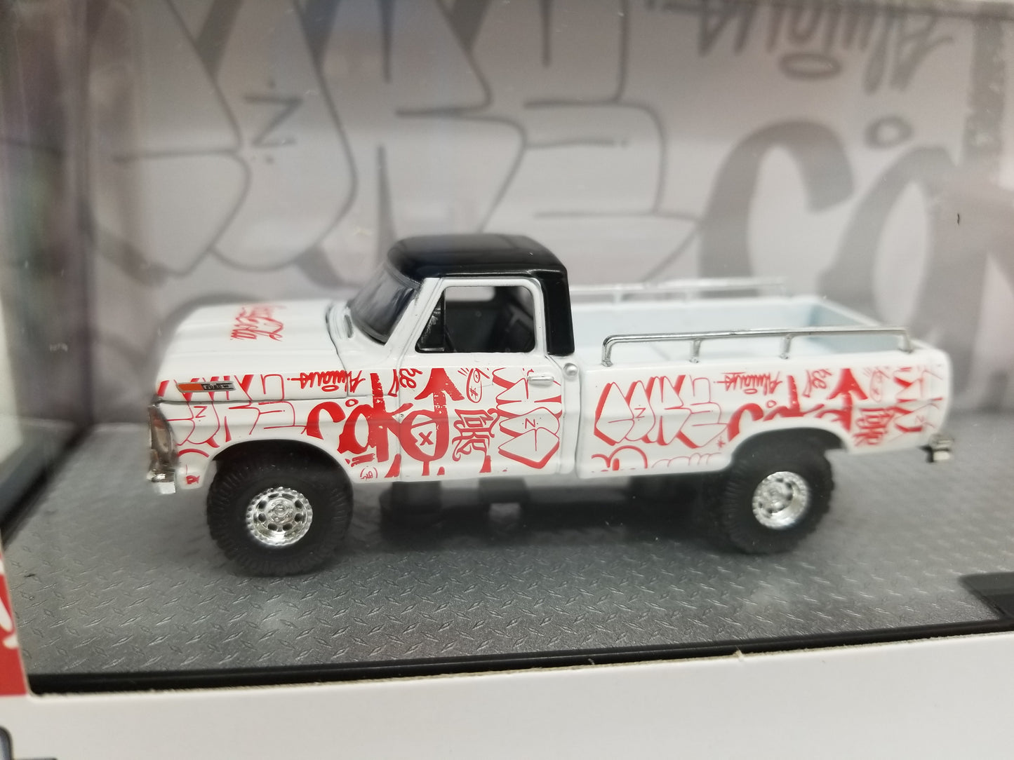 M2 1969 Ford F-100 Ranger 4X4 & 1990 Mustang GT - Coke Auto Hauler