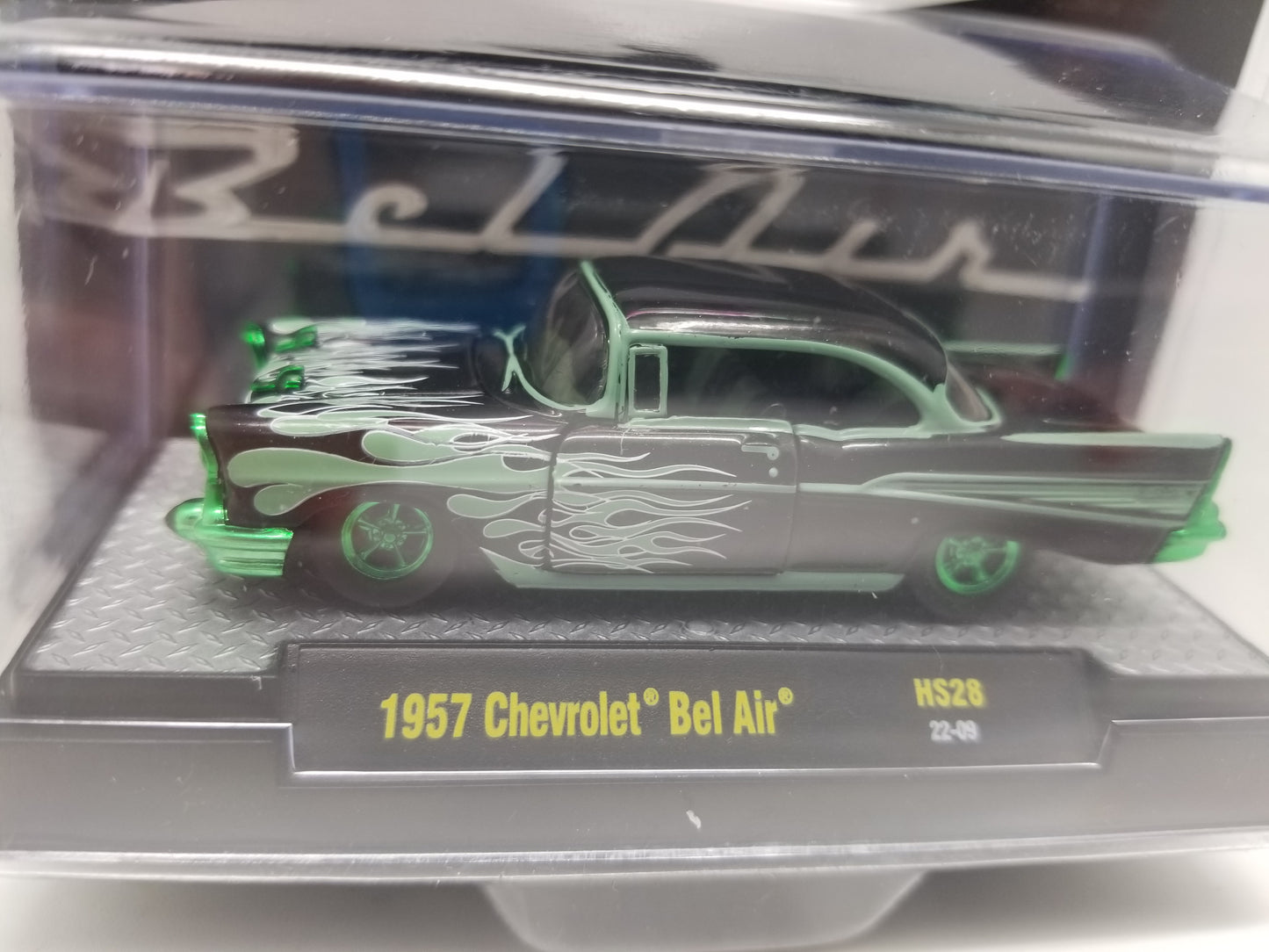M2 CHASE 1957 Chevrolet Bel Air