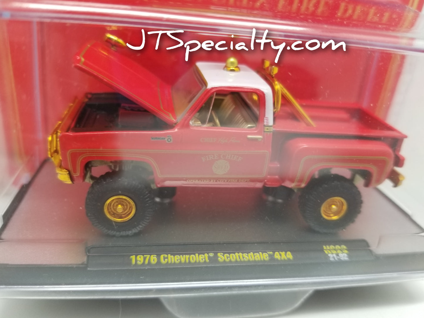 M2 CHASE 1976 Chevrolet Scottsdale 4x4 - Chief "High Flame" SBFD