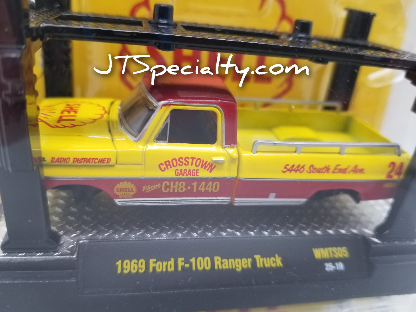M2 1969 Ford F-100 Ranger Truck – Shell Model Kit