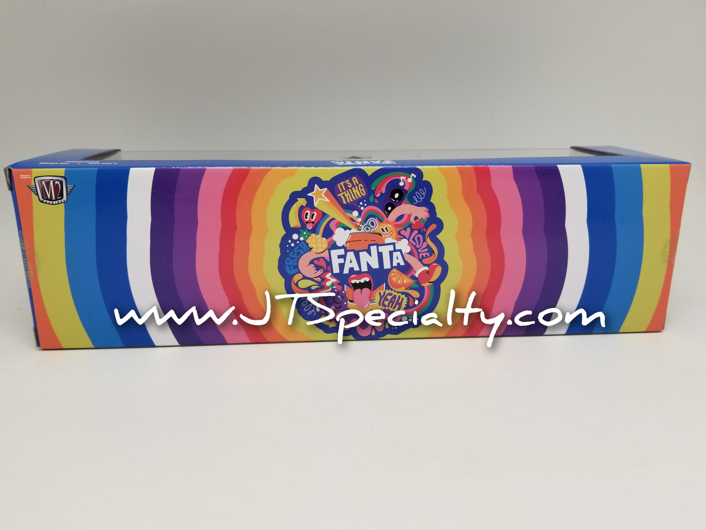 M2 CHASE 1990 Ford C-8000 & 1990 Ford Mustang GT - Fanta Auto Hauler