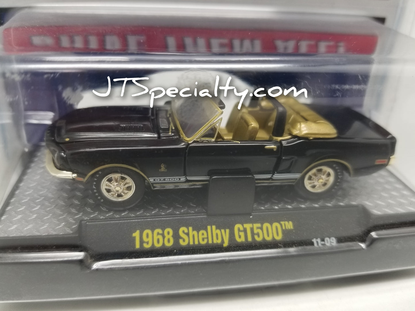 M2 CHASE 1968 Shelby GT500 Mustang