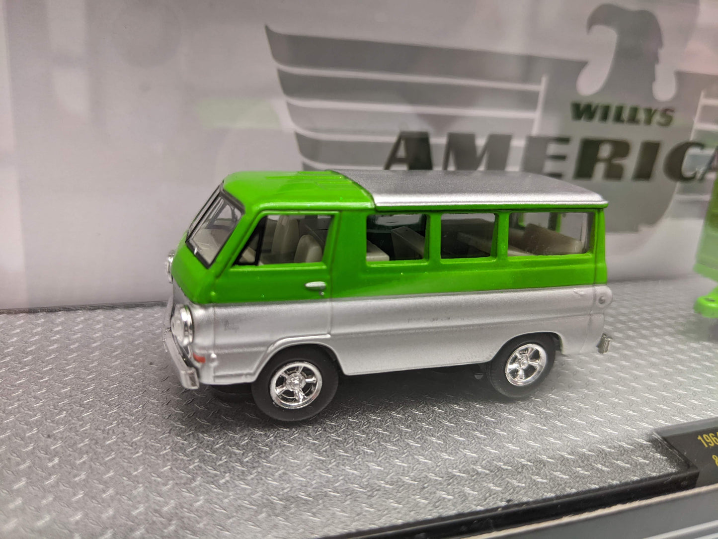 M2 1964 Dodge A 100 Camper Van & 1941 Willys Coupe - Americar