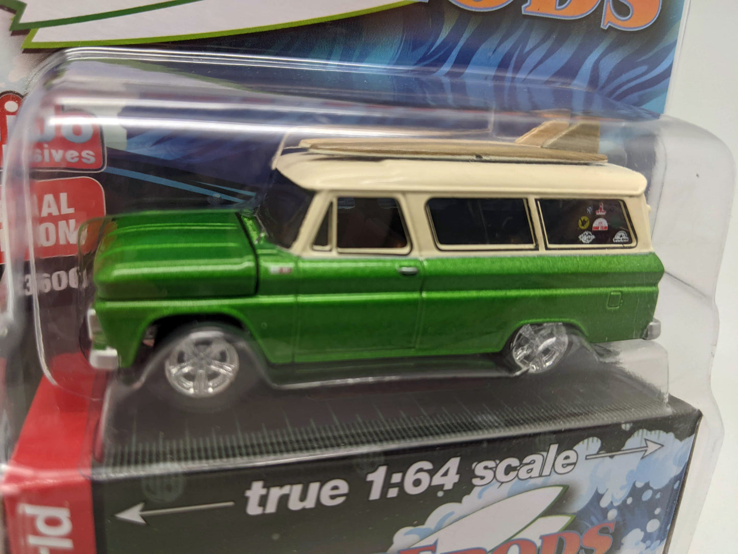 AW 1965 Chevrolet Suburban - Surf Rods