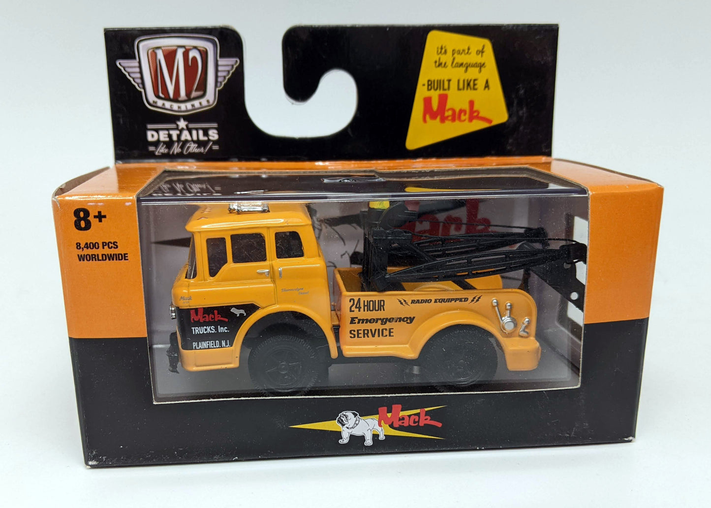 M2 1957 Mack Model N Tow Truck
