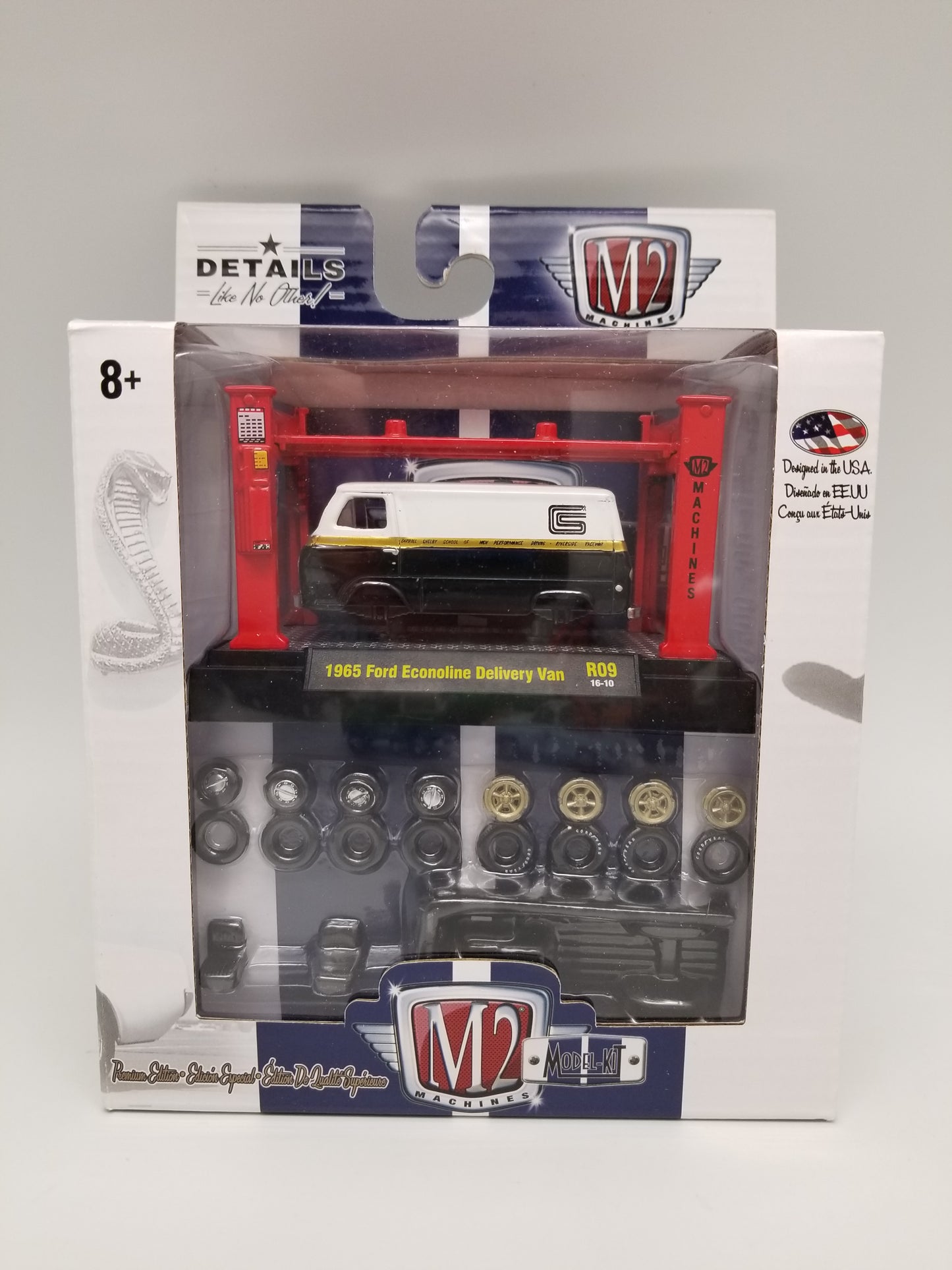 M2 1965 Ford Econoline Delivery Van - Carroll Shelby Model Kit