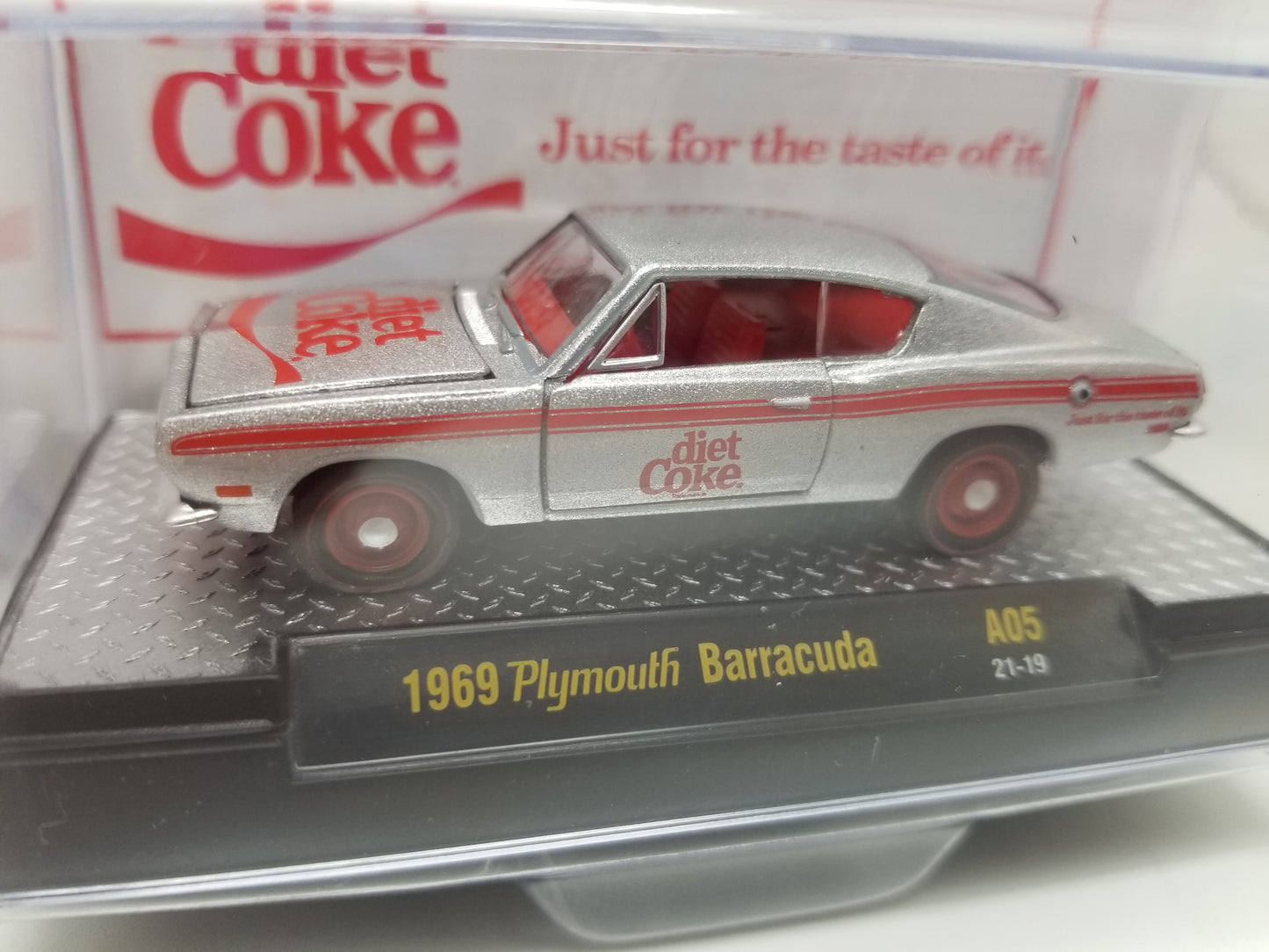 M2 1969 Plymouth Barracuda - Diet Coke