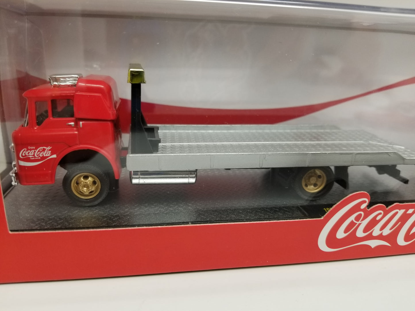 M2 1970 Ford C-950 & 1965 Ford Mustang Fastback 2+2 - Coca-Cola