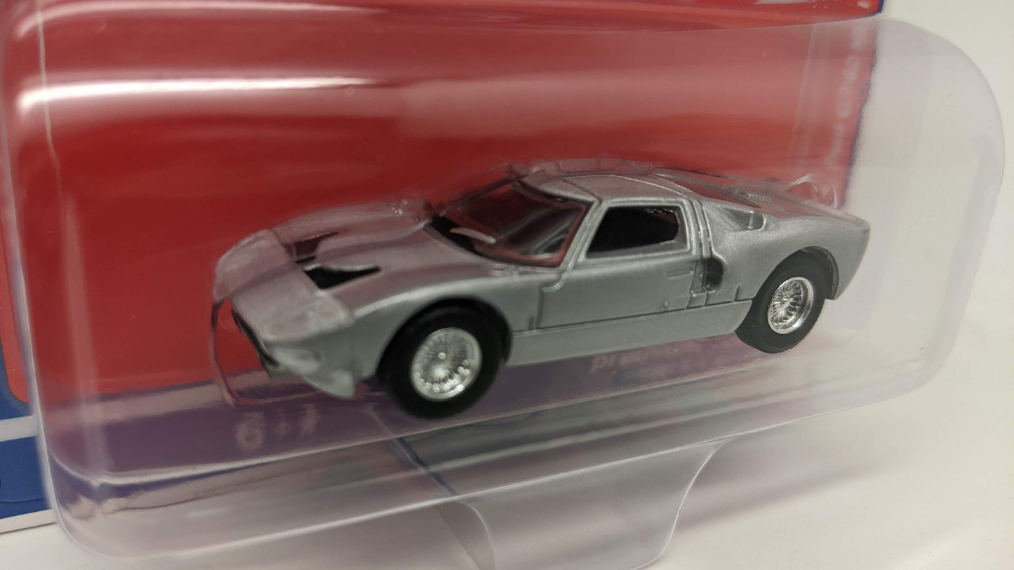 AW 1965 Ford GT40 Mk1 in Custom Silver