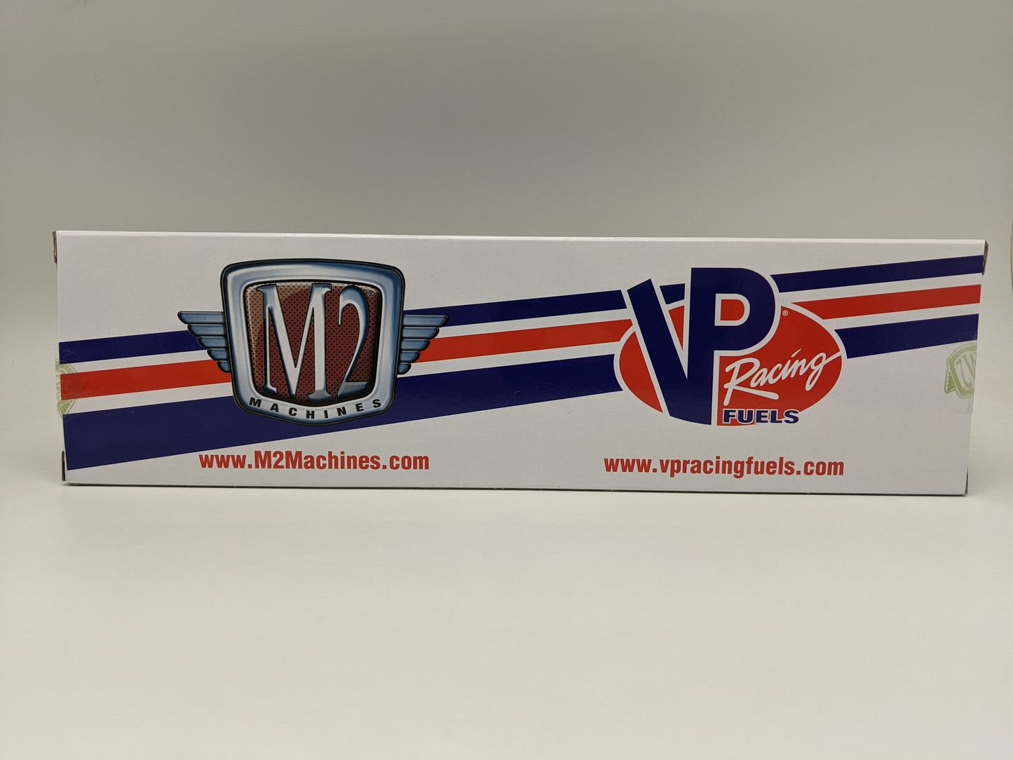 M2 1970 Dodge L600 & 1969 Plymouth Road Runner 440 6-Pack - VP Racing