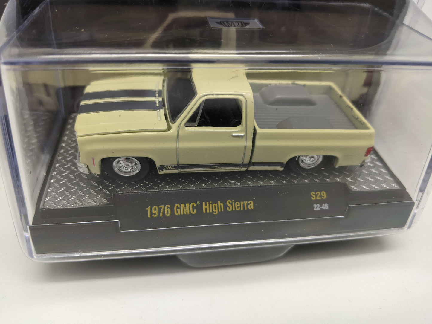 M2 1976 GMC High Sierra - 1 of 1000