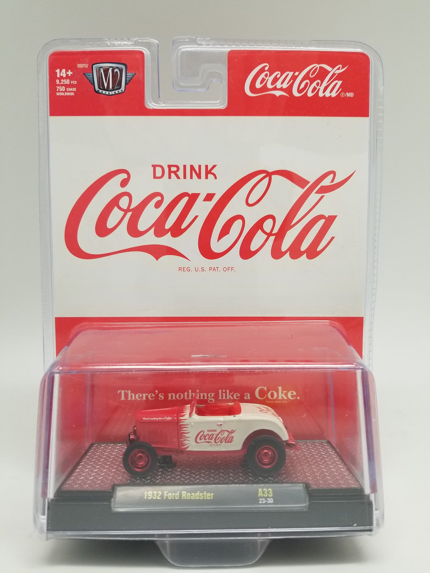 M2 CHASE - 1932 Ford Roadster - Coca-Cola
