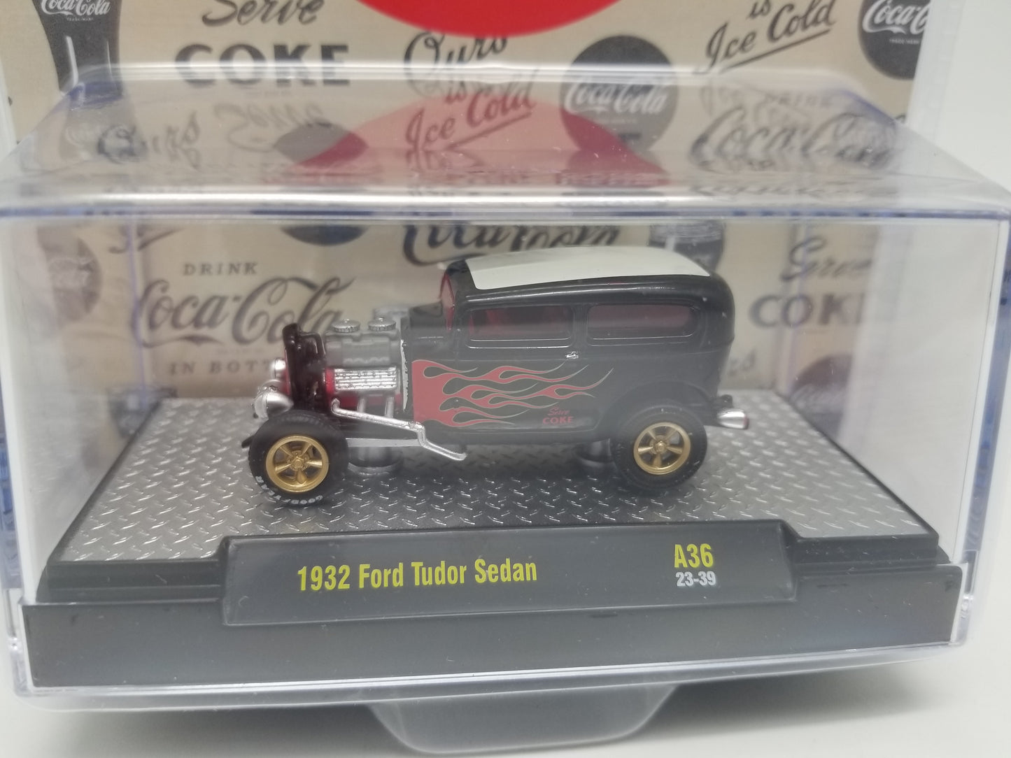 M2 1932 Ford Tudor Sedan - Coca-Cola