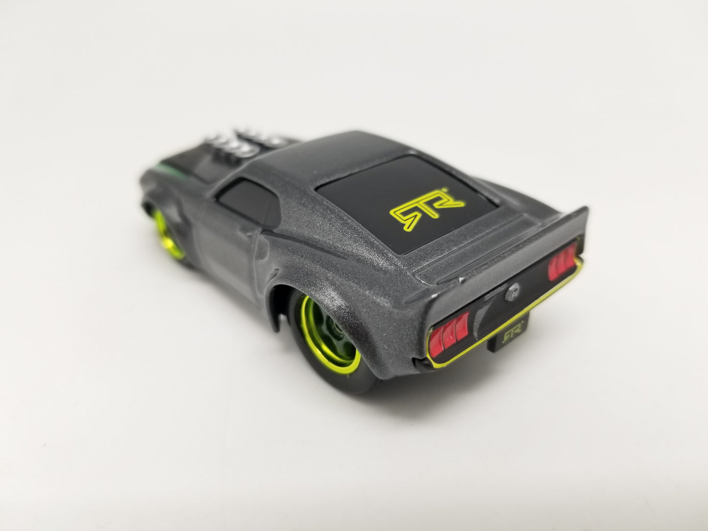 MM #25 - 1969 Ford Mustang RTR-X