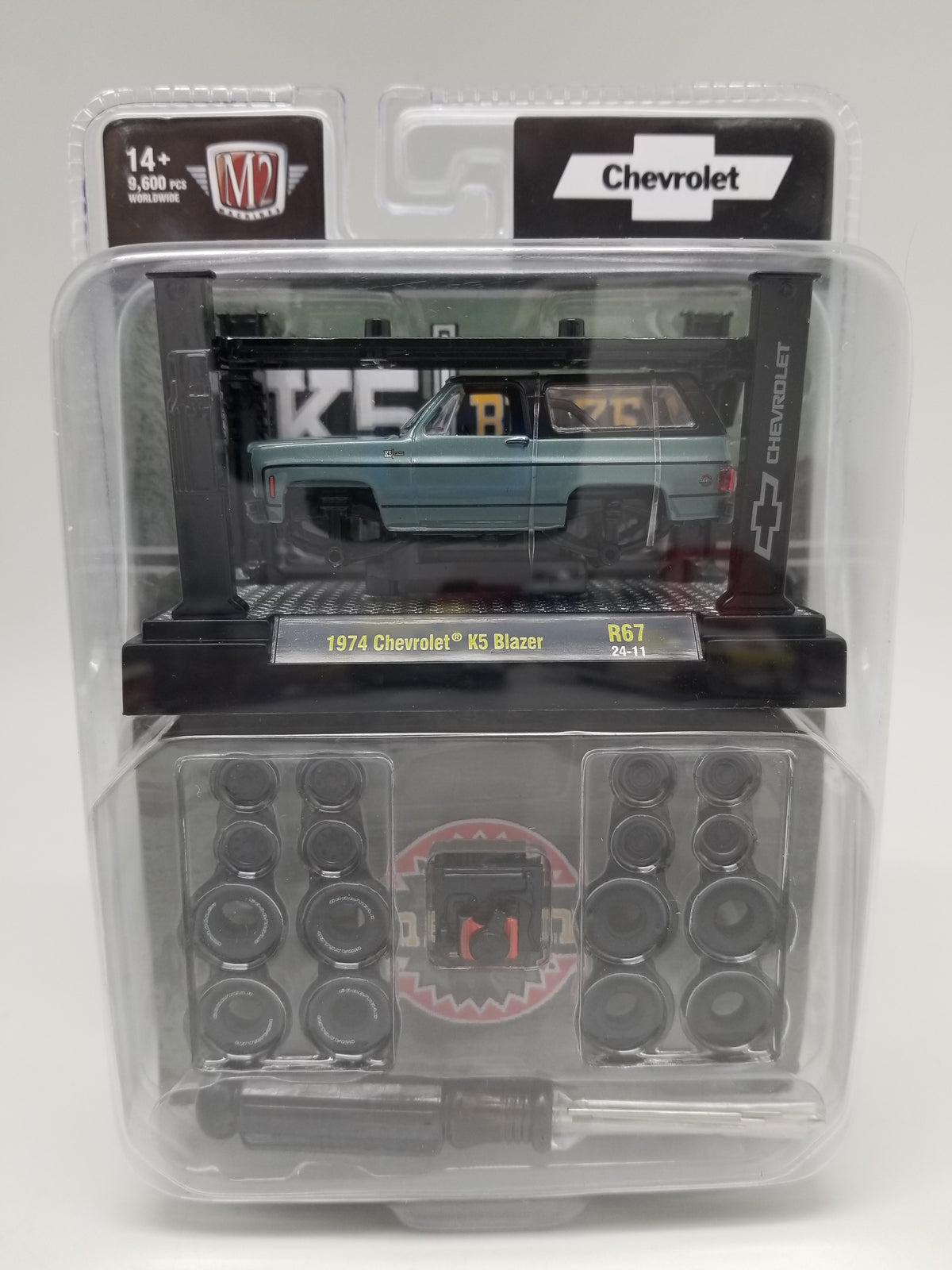 M2 1974 Chevrolet K5 Blazer - Model Kit