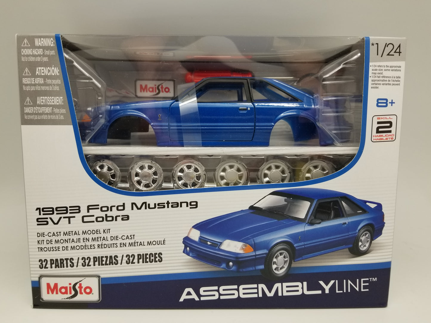 Maisto 1:24 Scale - 1993 Ford Mustang SVT COBRA - BLUE - Assembly Line KIT