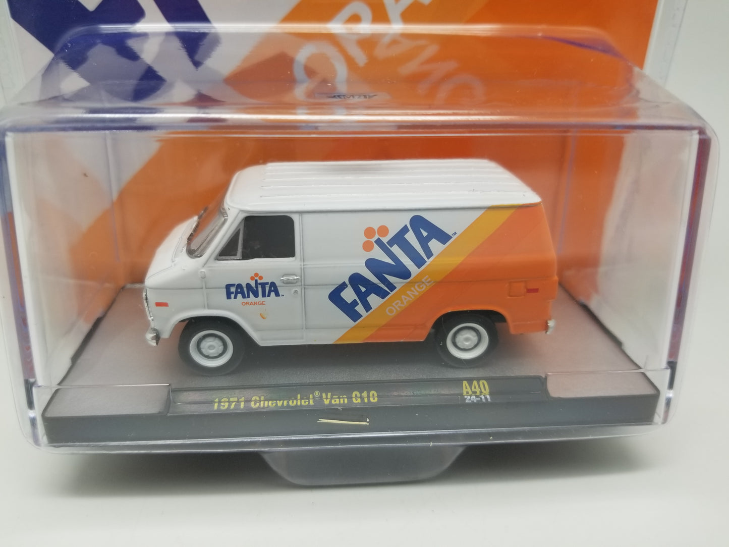 M2 1971 Chevrolet Van G10 - Fanta