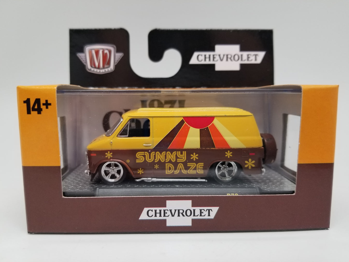 M2 1971 Chevrolet Van G10 - Sunny Daze