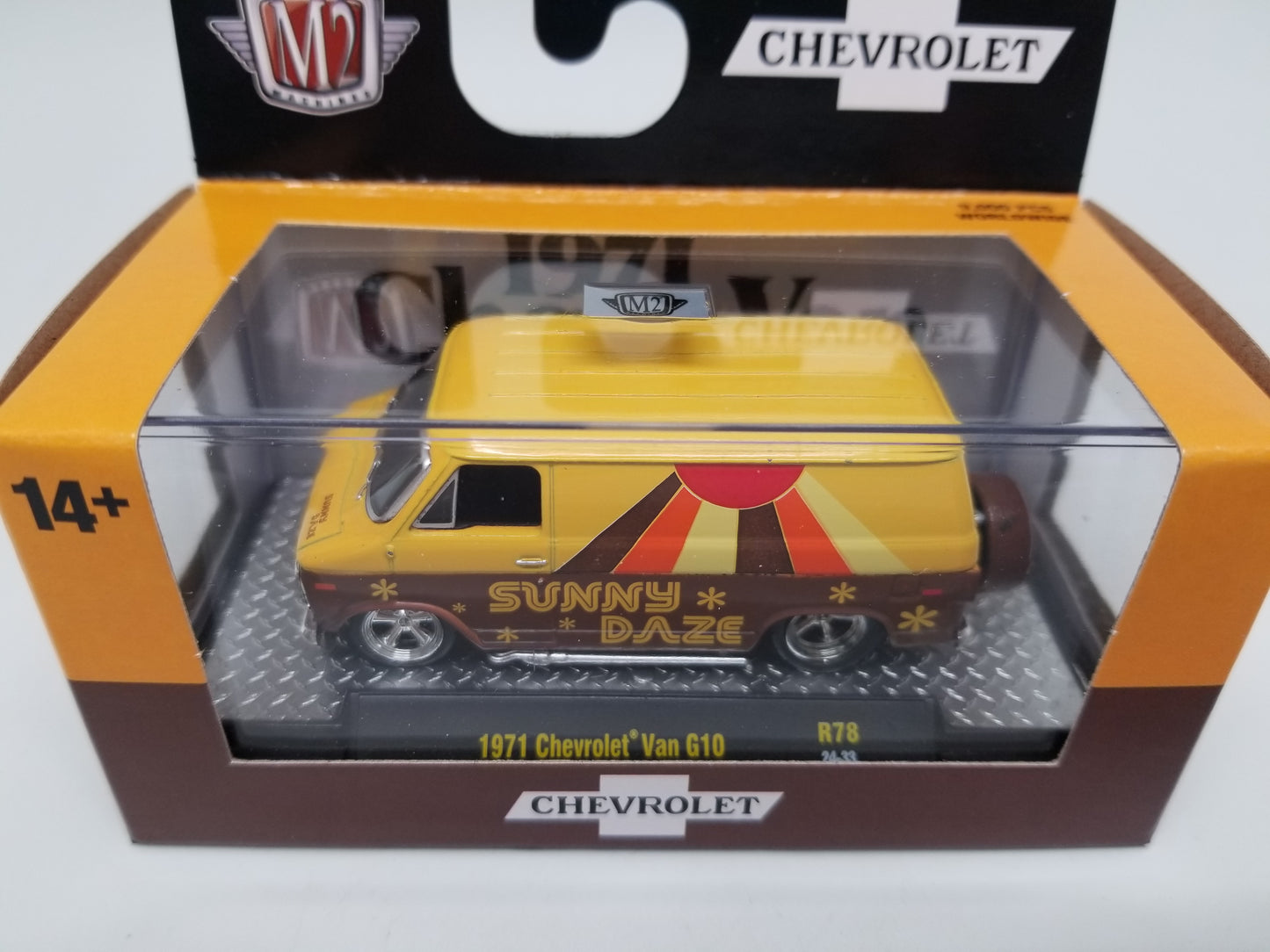 M2 1971 Chevrolet Van G10 - Sunny Daze